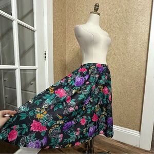 VTG 80s 90s Black Colorful Cottagecore Floral Midi Skirt